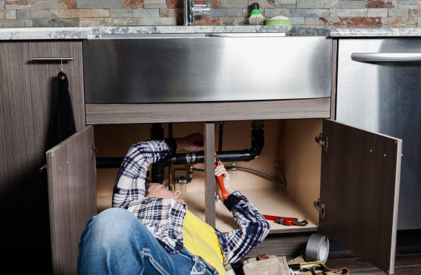 Best Emergency Plumber  in Hurstbourne Acres, KY